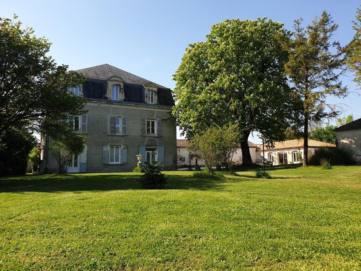 Chateau De Champblanc Cherves-de-Cognac Kültér fotó